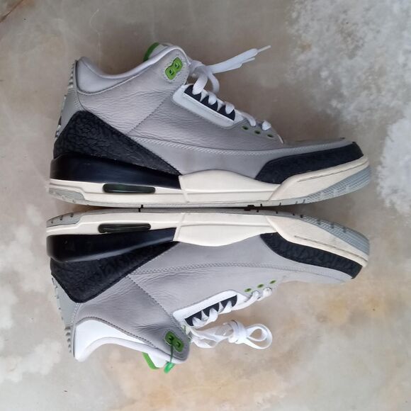 Nike Air Jordan 3 Retro Chlorophyll Men\'s sz. 10 main image 6